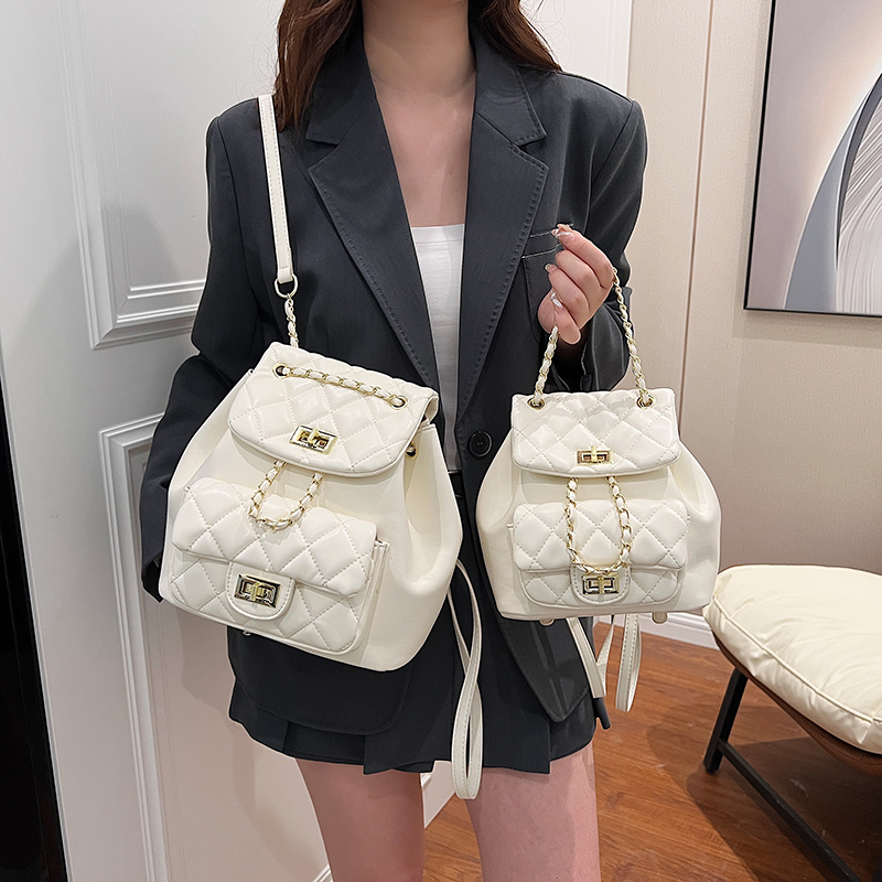 Luxuriöser Rucksack mit Klappe – Luxury Bags Leather Bewertung und Preis